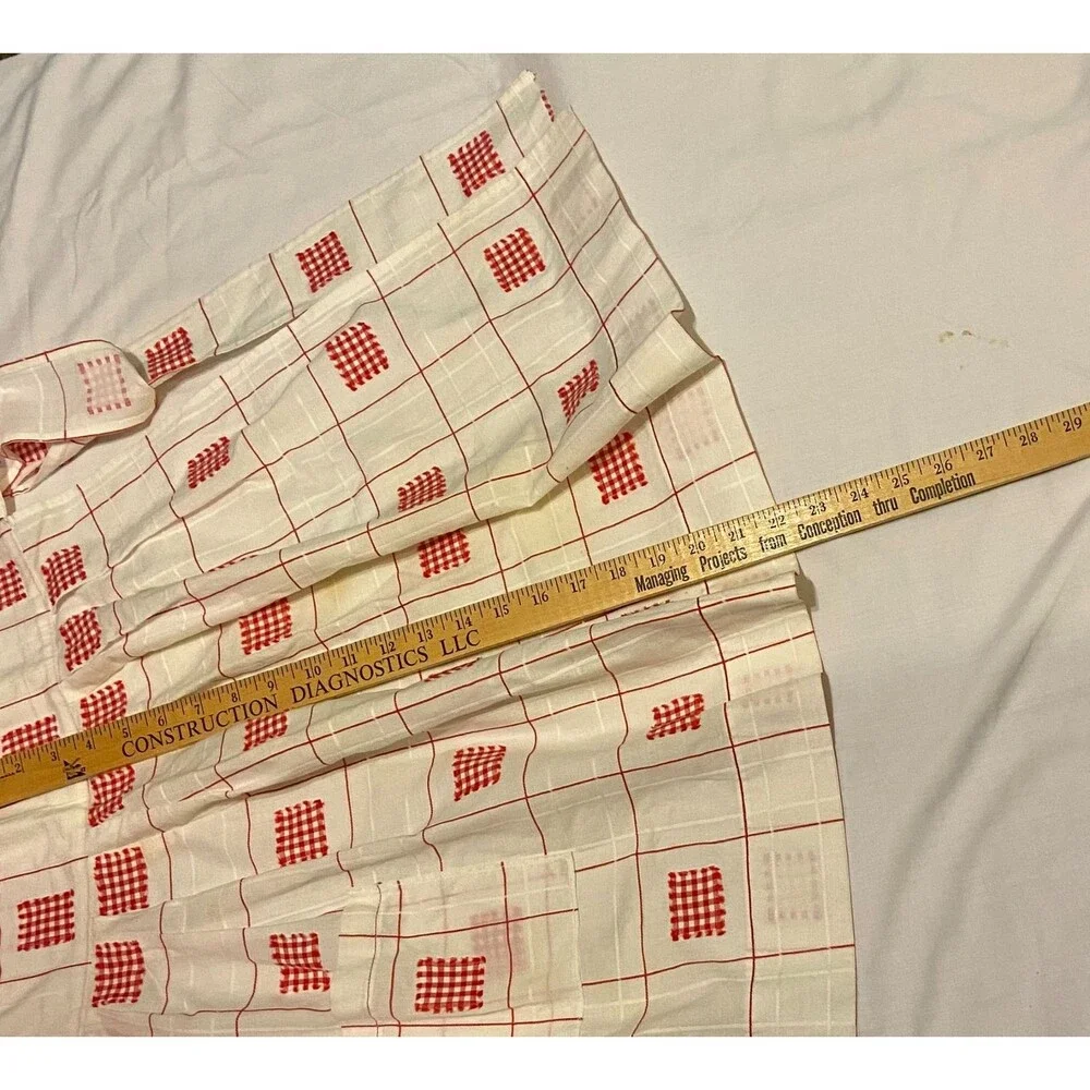#5743 Womens VTG Handmaden White and Red Checkered Cotton Half Apron with Pocket